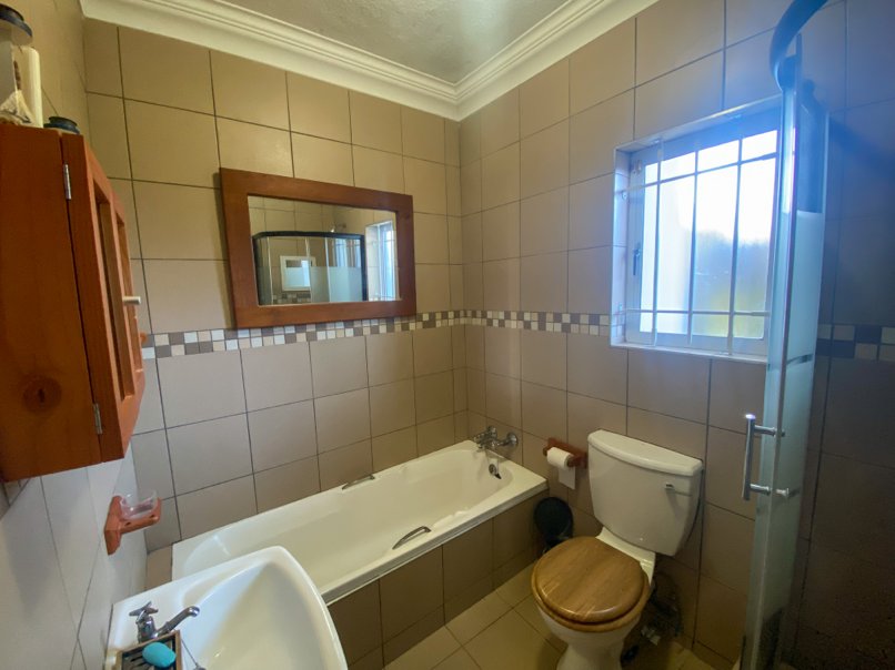 2 Bedroom Property for Sale in Scottburgh Central KwaZulu-Natal