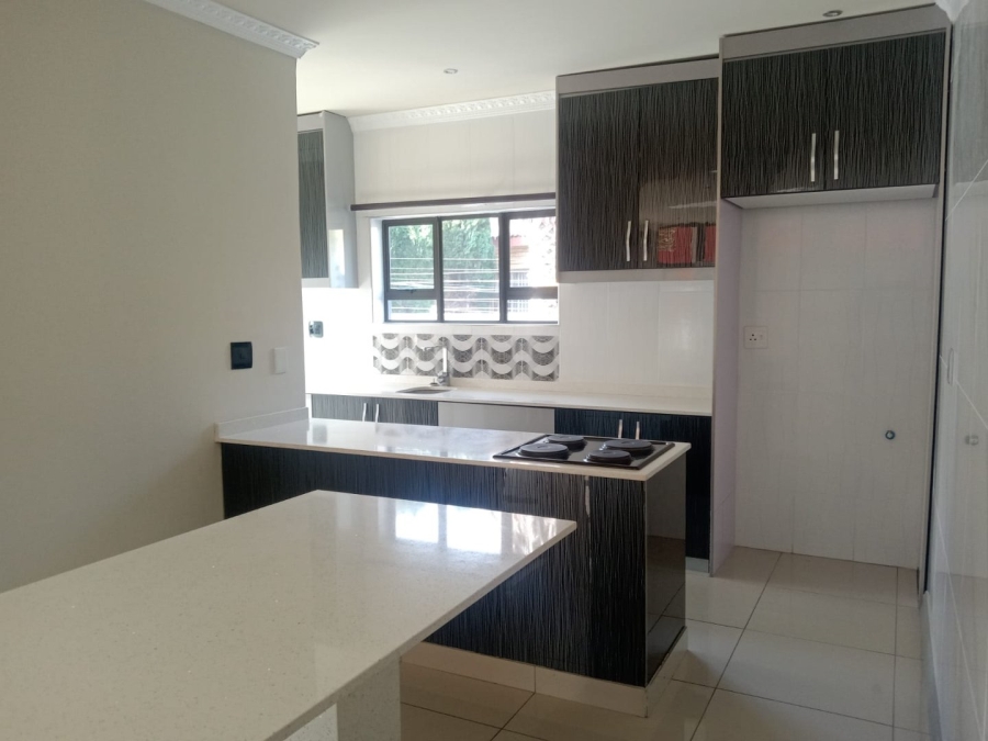 3 Bedroom Property for Sale in Aviary Hill KwaZulu-Natal