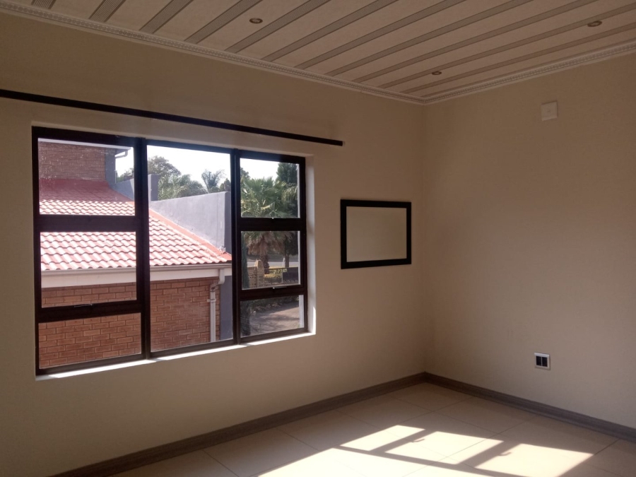 3 Bedroom Property for Sale in Aviary Hill KwaZulu-Natal