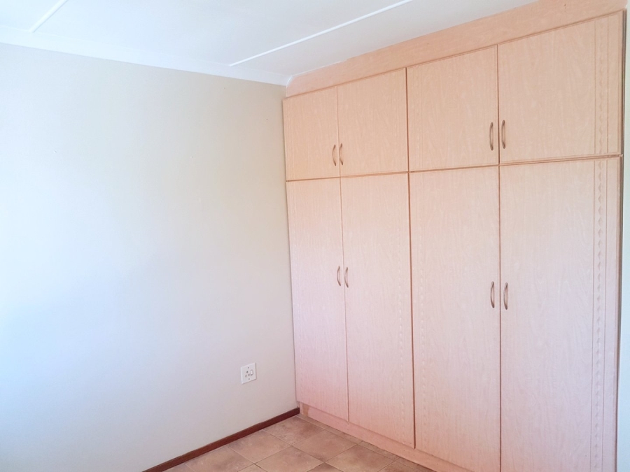 To Let  Bedroom Property for Rent in Stanger Manor KwaZulu-Natal