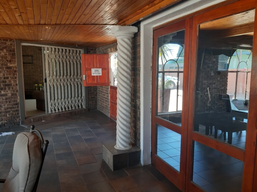 9 Bedroom Property for Sale in Newcastle KwaZulu-Natal