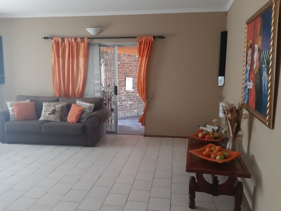 9 Bedroom Property for Sale in Newcastle KwaZulu-Natal