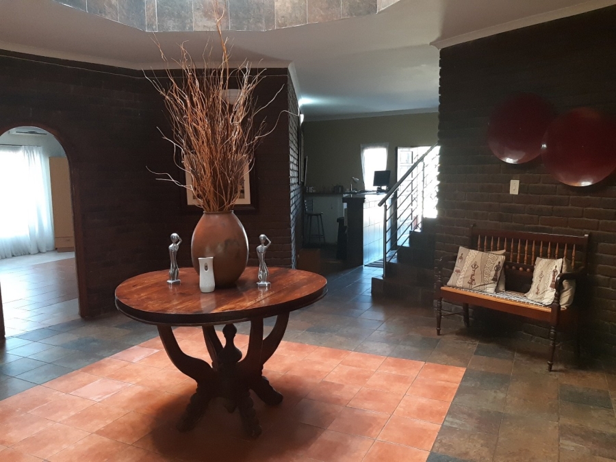 9 Bedroom Property for Sale in Newcastle KwaZulu-Natal