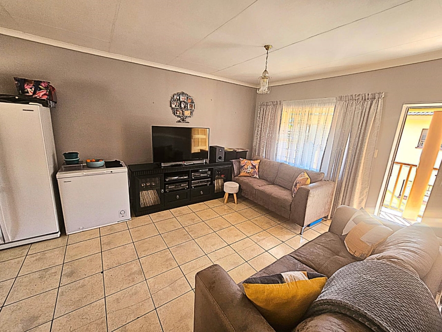 3 Bedroom Property for Sale in Pioneer Park KwaZulu-Natal