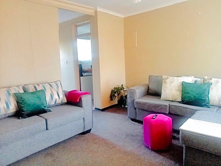 2 Bedroom Property for Sale in Barry Hertzog Park KwaZulu-Natal