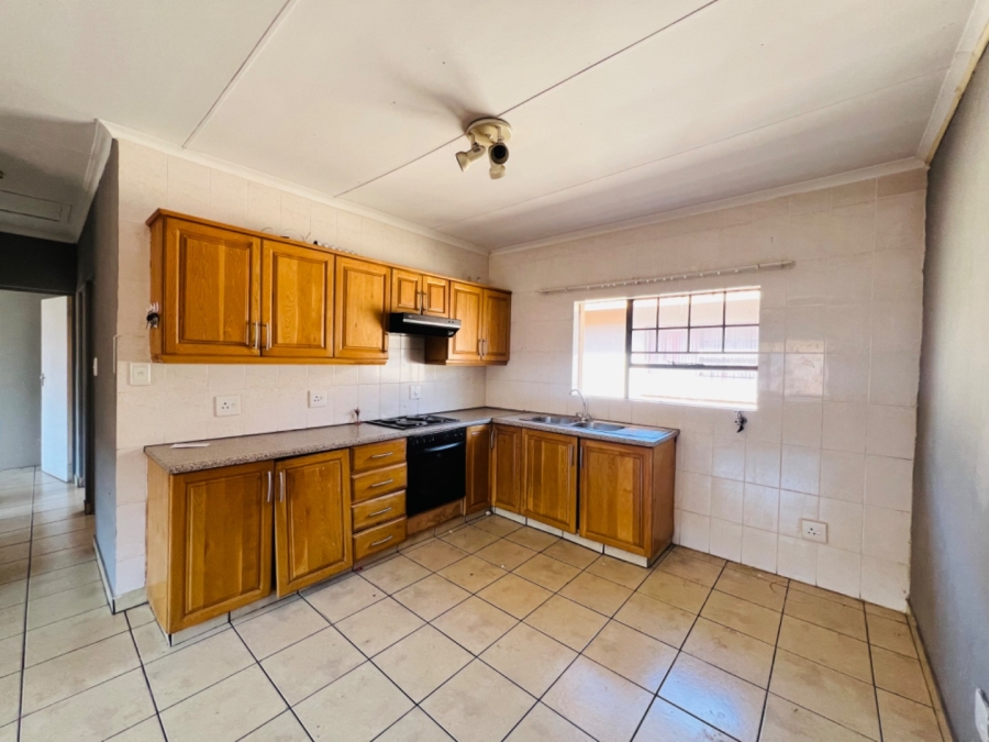 3 Bedroom Property for Sale in Pioneer Park KwaZulu-Natal