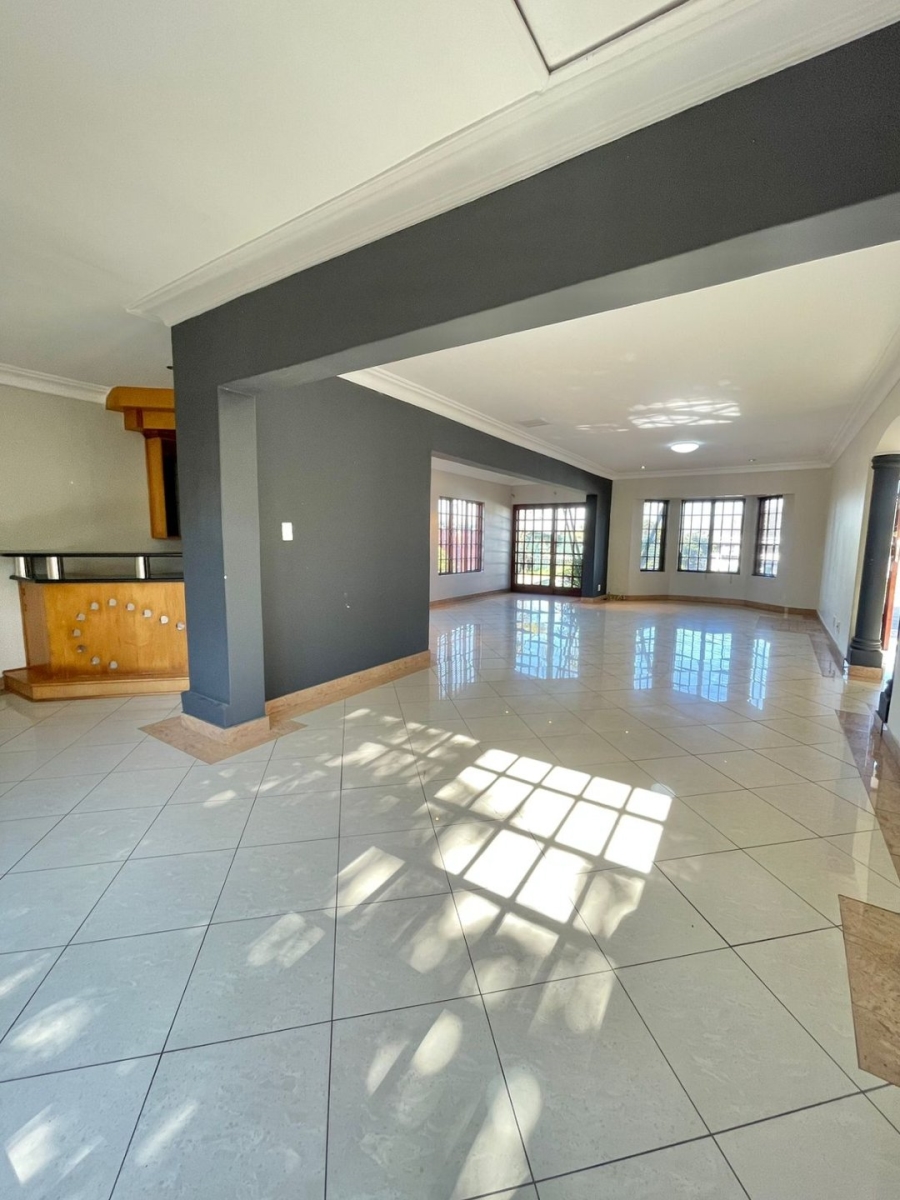 To Let 3 Bedroom Property for Rent in Umhlanga KwaZulu-Natal