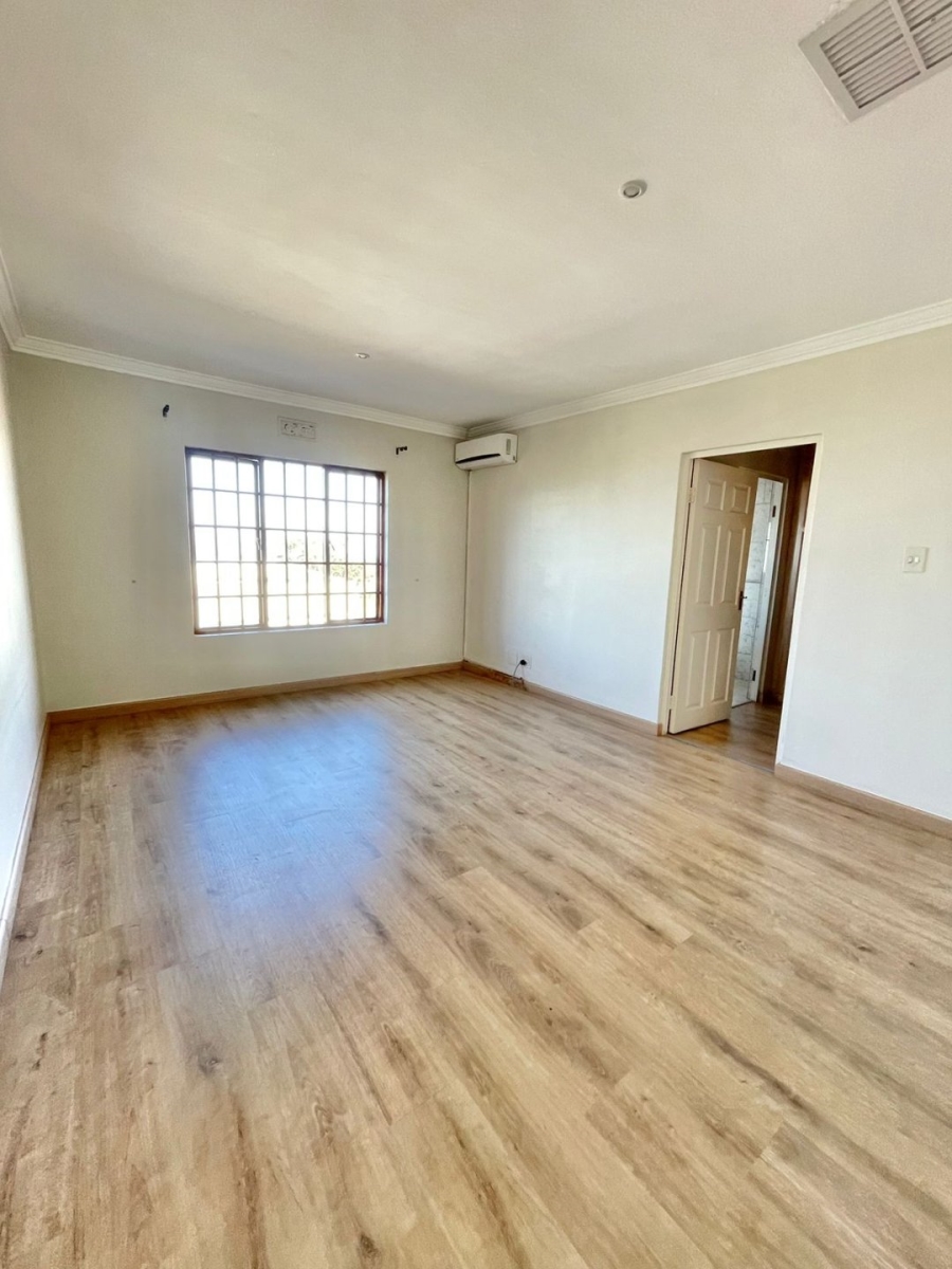 To Let 3 Bedroom Property for Rent in Umhlanga KwaZulu-Natal