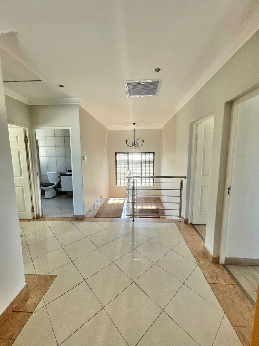 To Let 3 Bedroom Property for Rent in Umhlanga KwaZulu-Natal