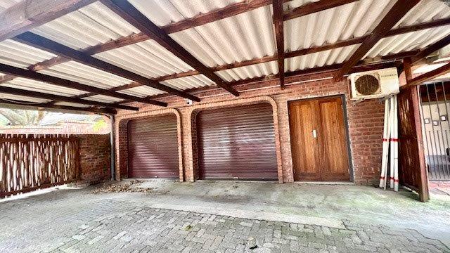 4 Bedroom Property for Sale in Glenmore KwaZulu-Natal