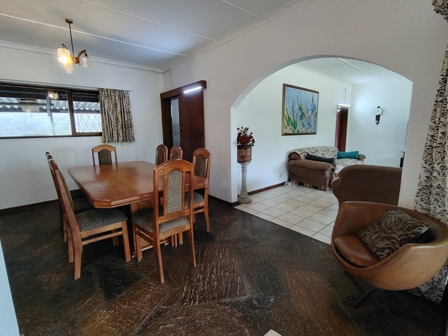 4 Bedroom Property for Sale in Umtentweni KwaZulu-Natal