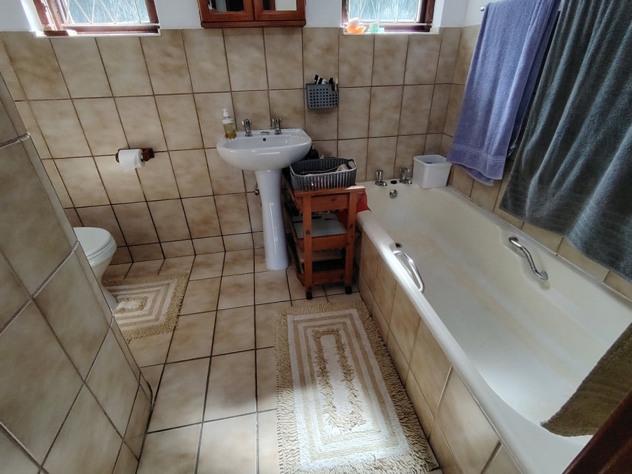 4 Bedroom Property for Sale in Umtentweni KwaZulu-Natal