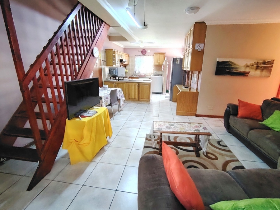 3 Bedroom Property for Sale in Uvongo Beach KwaZulu-Natal