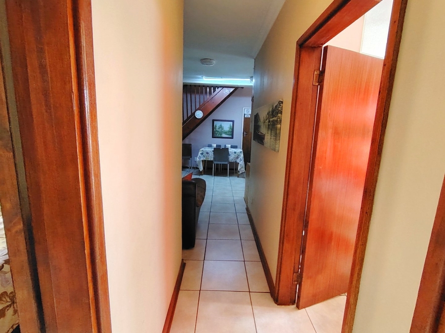 3 Bedroom Property for Sale in Uvongo Beach KwaZulu-Natal