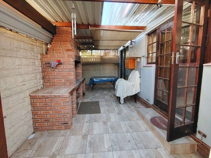 3 Bedroom Property for Sale in Uvongo Beach KwaZulu-Natal