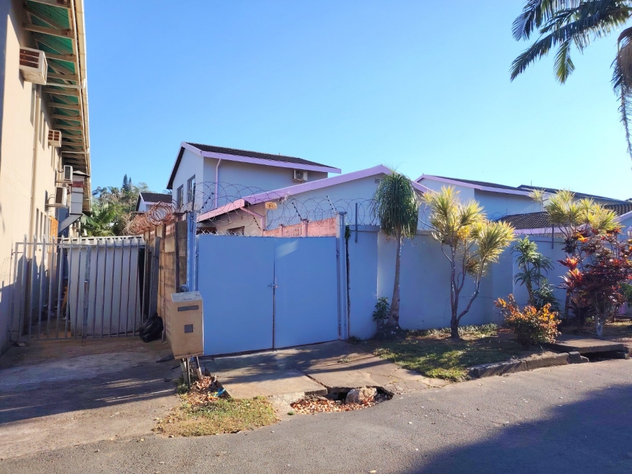 3 Bedroom Property for Sale in Uvongo Beach KwaZulu-Natal