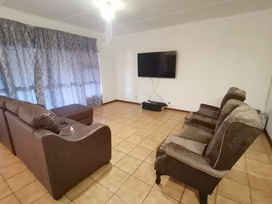 5 Bedroom Property for Sale in Shelly Beach KwaZulu-Natal