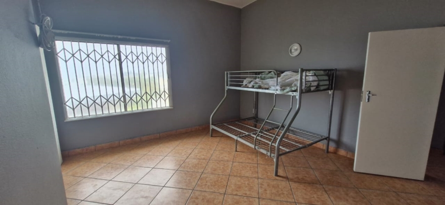 2 Bedroom Property for Sale in Manaba Beach KwaZulu-Natal