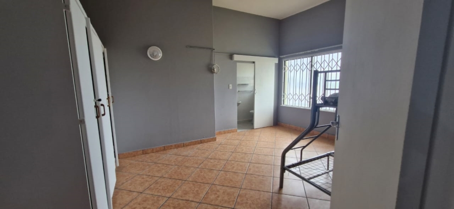 2 Bedroom Property for Sale in Manaba Beach KwaZulu-Natal