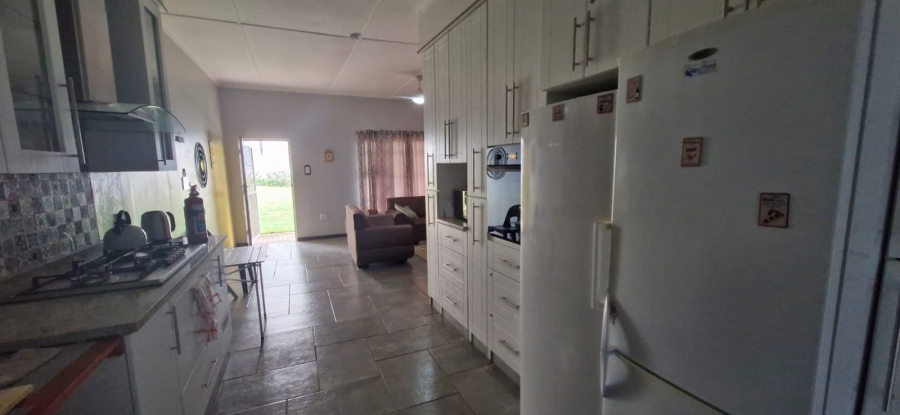 2 Bedroom Property for Sale in Manaba Beach KwaZulu-Natal