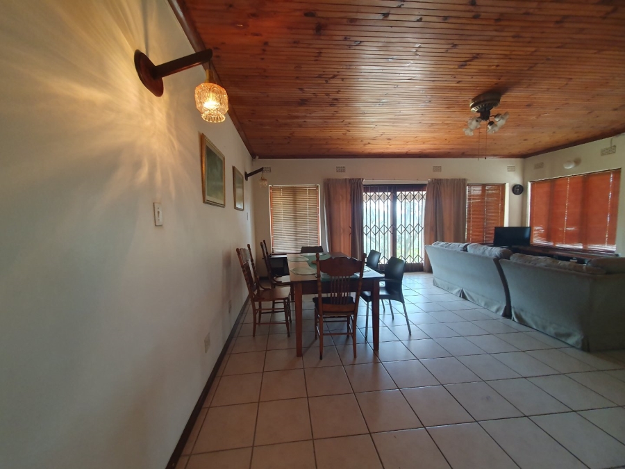 4 Bedroom Property for Sale in Hibberdene KwaZulu-Natal