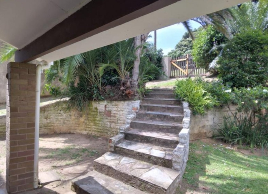 4 Bedroom Property for Sale in Hibberdene KwaZulu-Natal