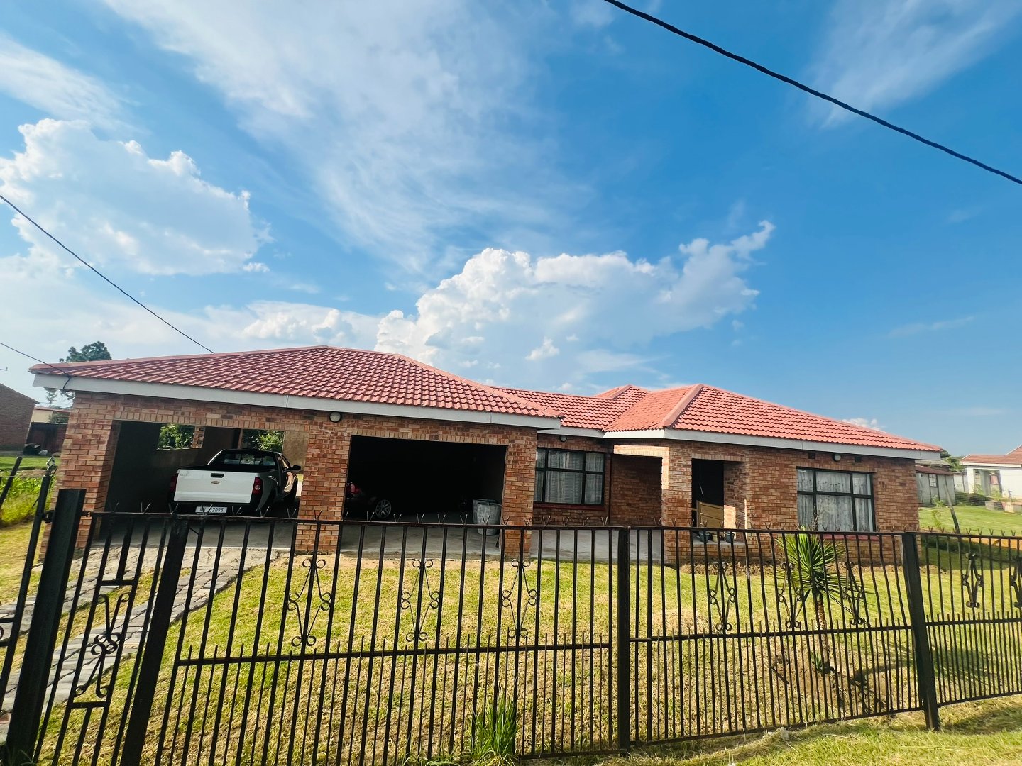 3 Bedroom Property for Sale in Osizweni KwaZulu-Natal