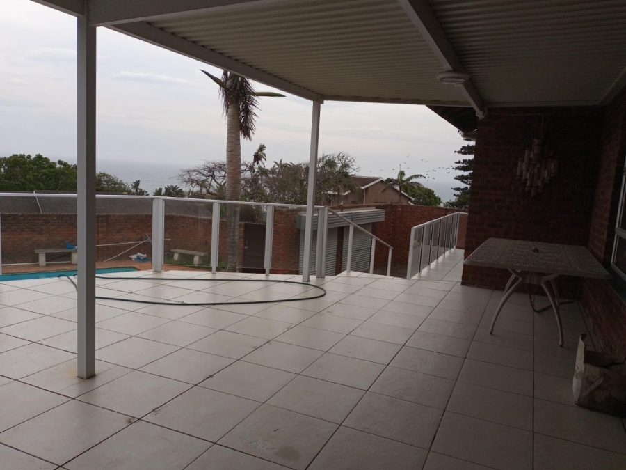 5 Bedroom Property for Sale in Manaba Beach KwaZulu-Natal