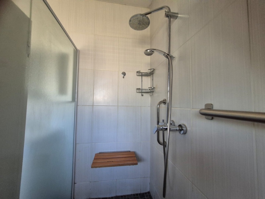 1 Bedroom Property for Sale in Newcastle KwaZulu-Natal