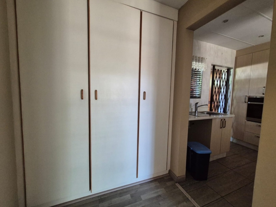 1 Bedroom Property for Sale in Newcastle KwaZulu-Natal