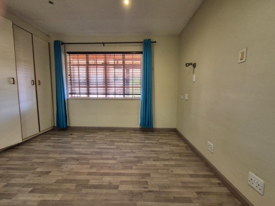 1 Bedroom Property for Sale in Newcastle KwaZulu-Natal