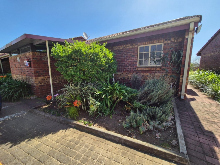 1 Bedroom Property for Sale in Newcastle KwaZulu-Natal