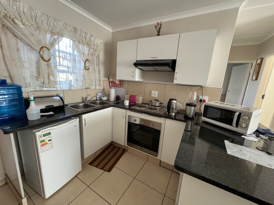 2 Bedroom Property for Sale in Sunnyridge KwaZulu-Natal