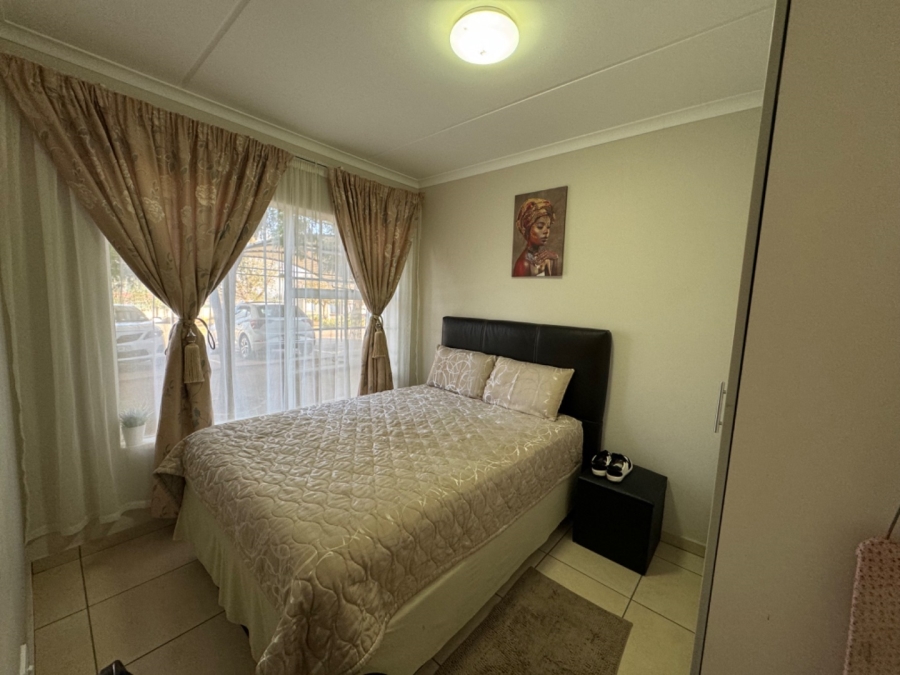 2 Bedroom Property for Sale in Sunnyridge KwaZulu-Natal