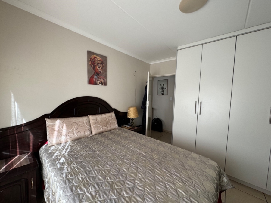 2 Bedroom Property for Sale in Sunnyridge KwaZulu-Natal