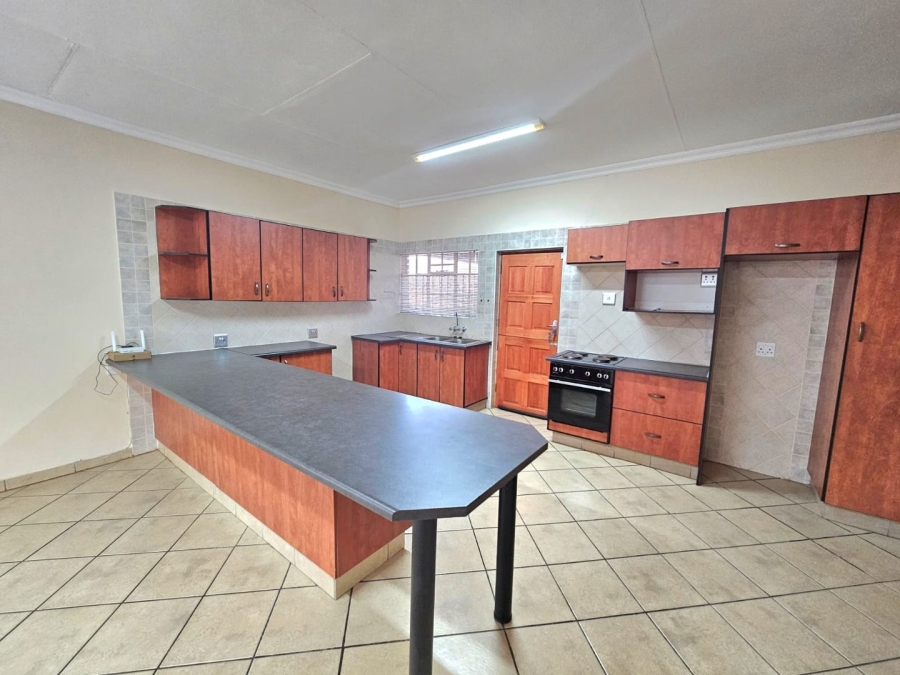 2 Bedroom Property for Sale in Schuinshoogte KwaZulu-Natal