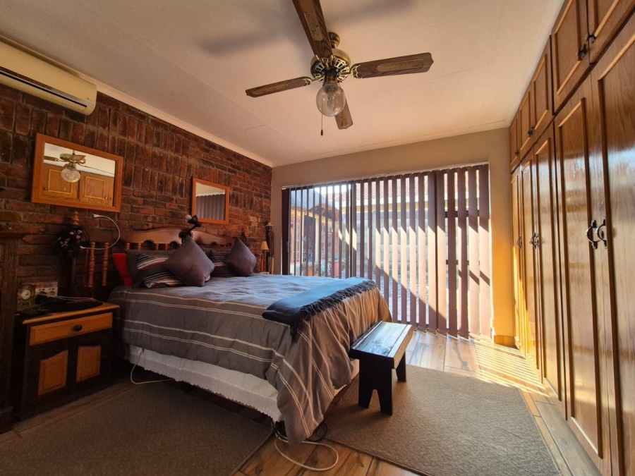 3 Bedroom Property for Sale in Huttenheights KwaZulu-Natal