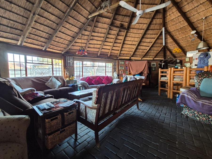 3 Bedroom Property for Sale in Huttenheights KwaZulu-Natal