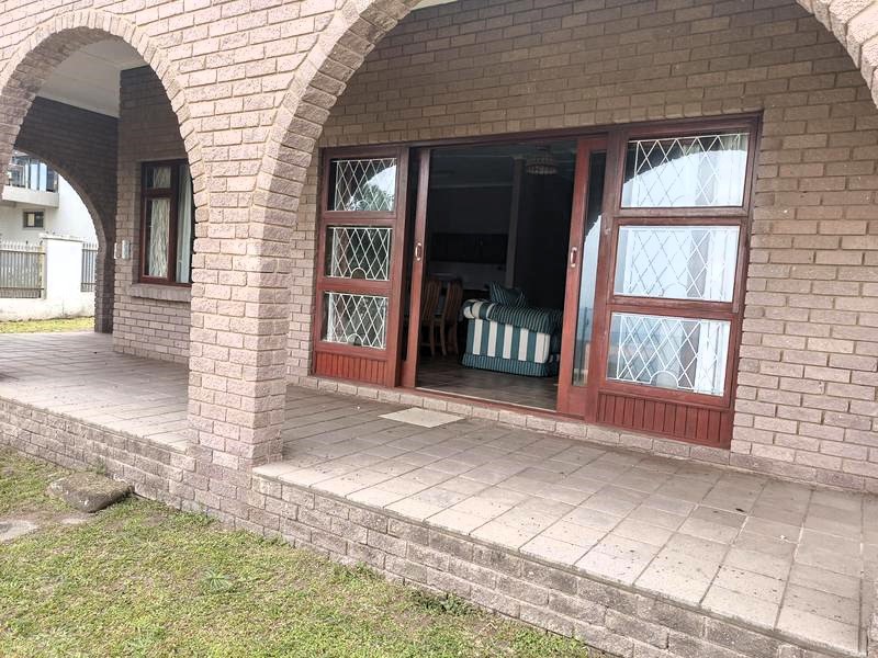 4 Bedroom Property for Sale in Manaba Beach KwaZulu-Natal