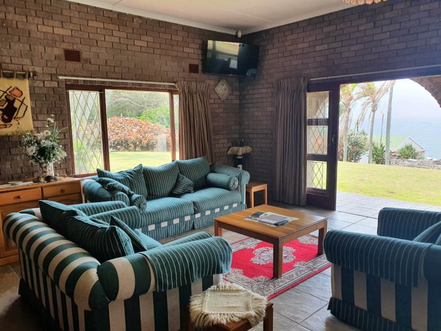 4 Bedroom Property for Sale in Manaba Beach KwaZulu-Natal