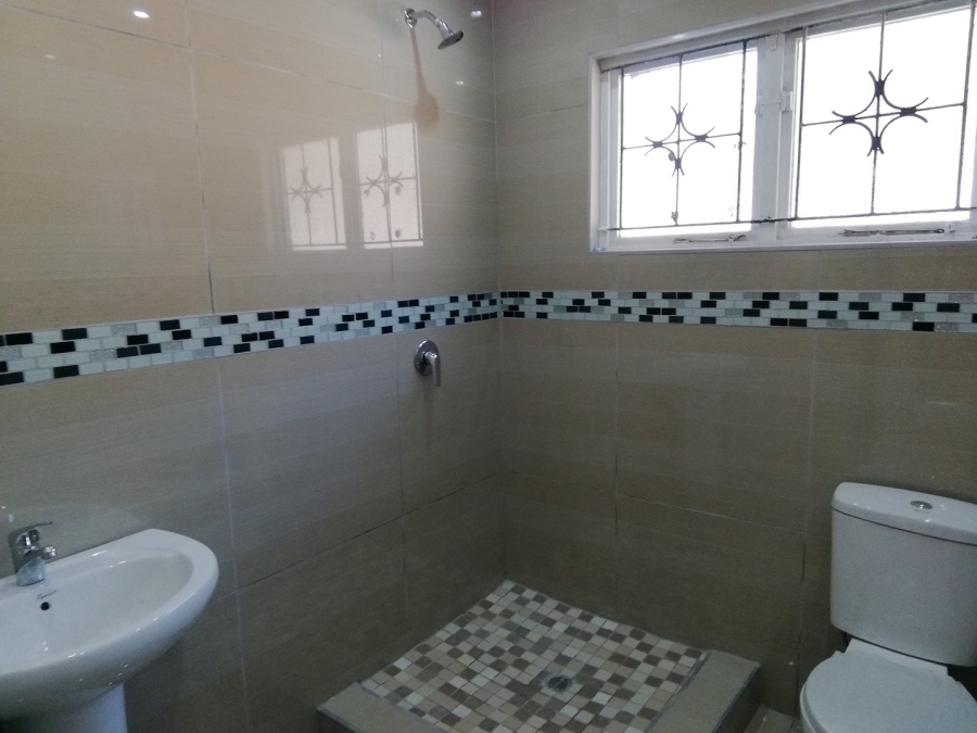 2 Bedroom Property for Sale in Suriya Heights KwaZulu-Natal