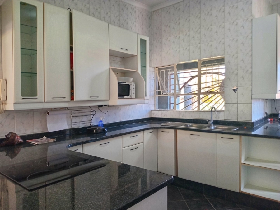 3 Bedroom Property for Sale in Aviary Hill KwaZulu-Natal