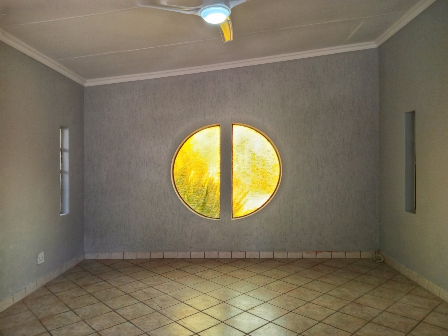 3 Bedroom Property for Sale in Aviary Hill KwaZulu-Natal