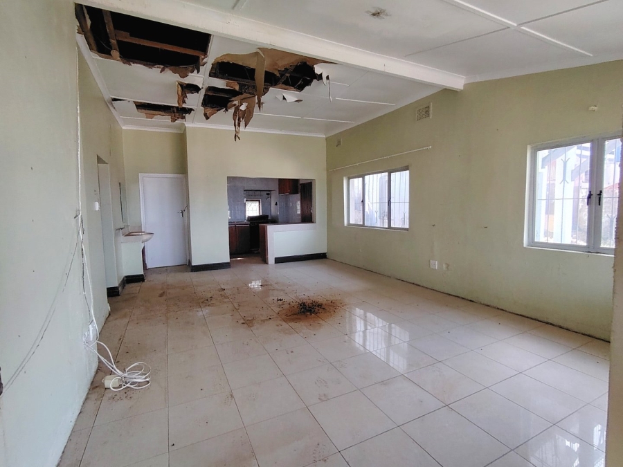 3 Bedroom Property for Sale in Margate KwaZulu-Natal