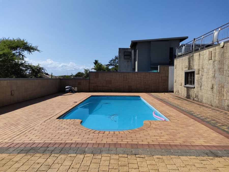 To Let 4 Bedroom Property for Rent in Sheffield Beach KwaZulu-Natal