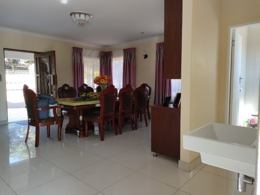 To Let 4 Bedroom Property for Rent in Sheffield Beach KwaZulu-Natal