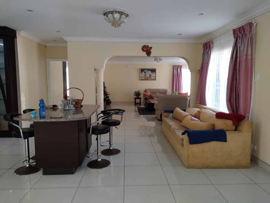 To Let 4 Bedroom Property for Rent in Sheffield Beach KwaZulu-Natal