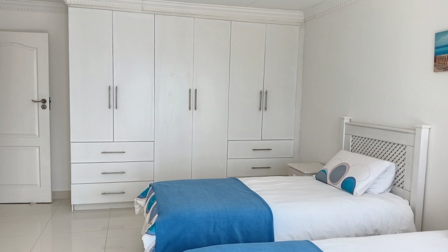 11 Bedroom Property for Sale in Willard Beach KwaZulu-Natal