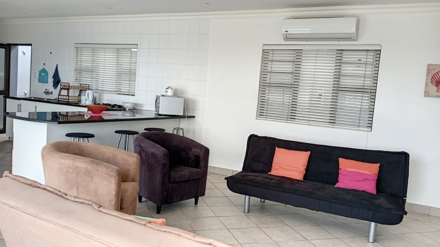 11 Bedroom Property for Sale in Willard Beach KwaZulu-Natal