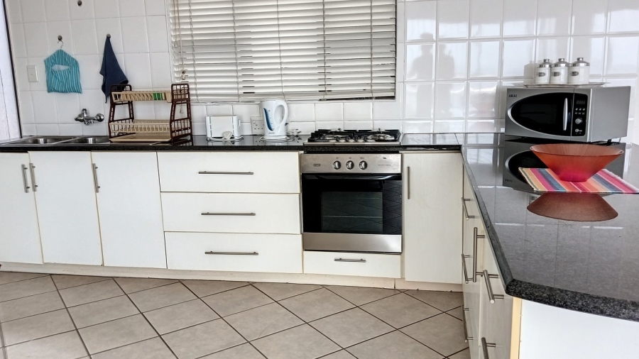 11 Bedroom Property for Sale in Willard Beach KwaZulu-Natal